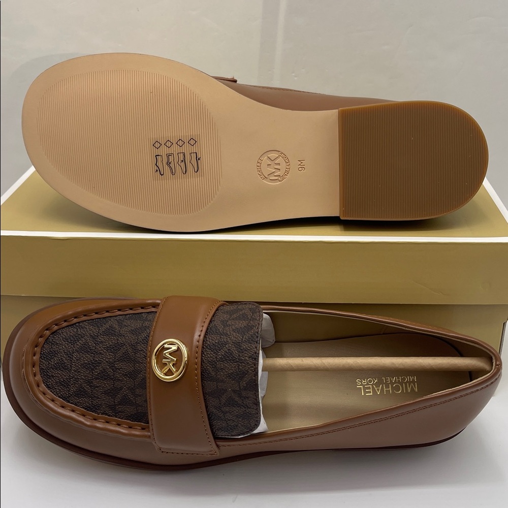 Michael Kors HANNAH LOAFER
FAUX LEATHER
49F5HNFP2L
Brown - Picture 3 of 16